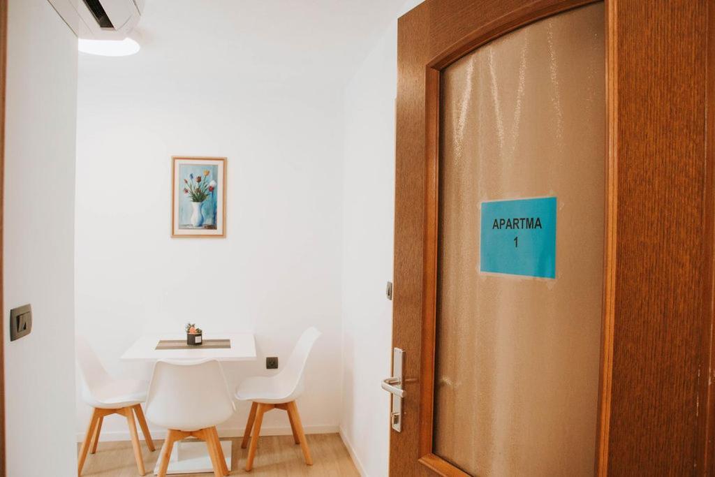 Apartmaji Ursic Kobarid Eksteriør bilde